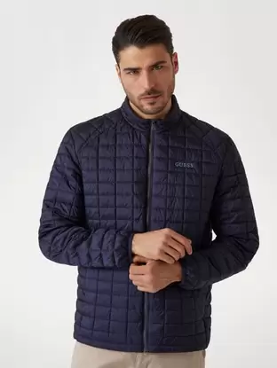 Packable puffer jacket