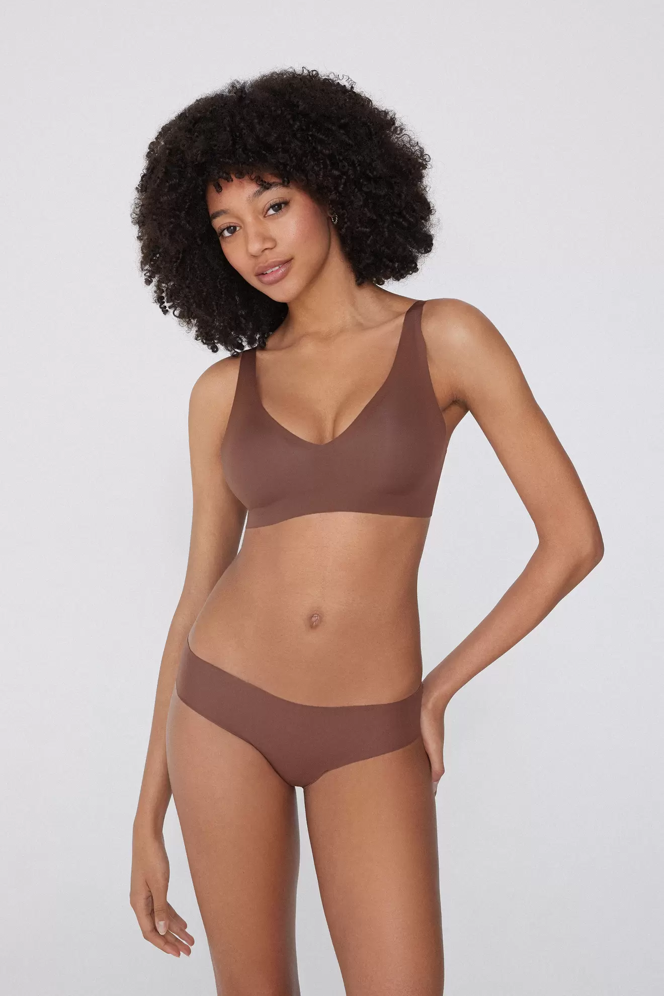 Natural Lifting Lézervágott Háromszög Melltartó