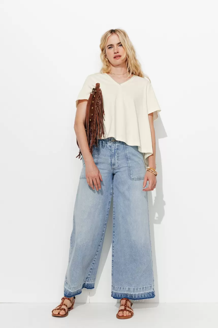 V-neckline t-shirt