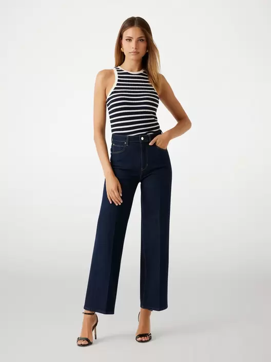 Wide leg jeans