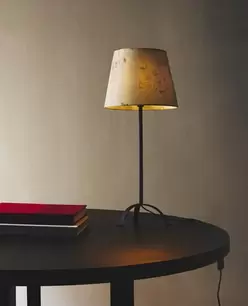 FLORAL TABLE LAMP