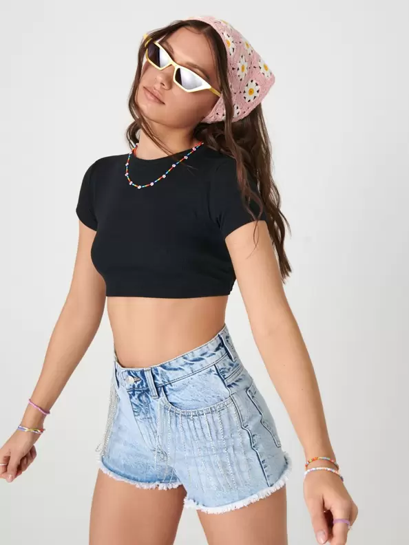 Crop top megkötővel