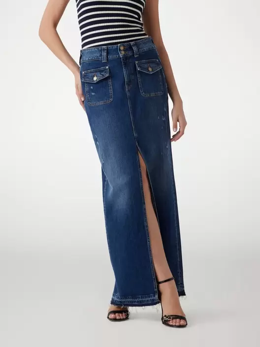 Pockets midi denim skirt