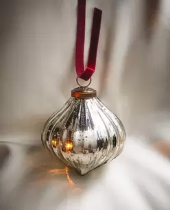 SCORED DIAMOND CHRISTMAS TREE DECORATION