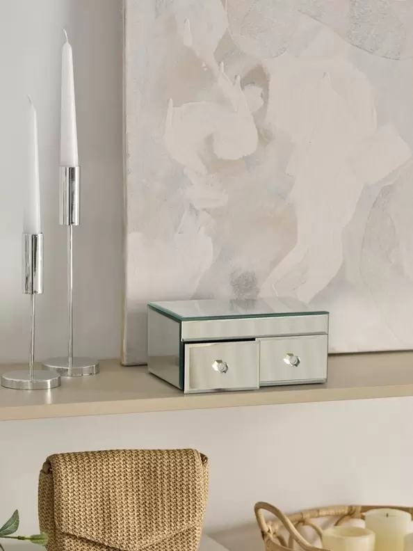 Ékszerdoboz fiókokkal