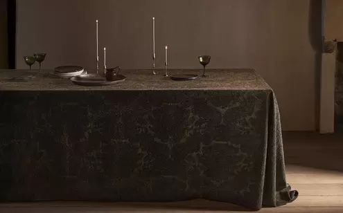 CHENILLE BLEND JACQUARD TABLECLOTH