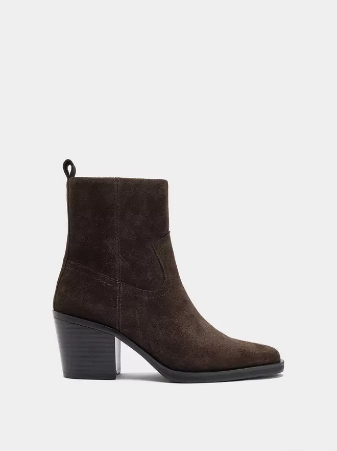 Leather ankle boots with wide heel