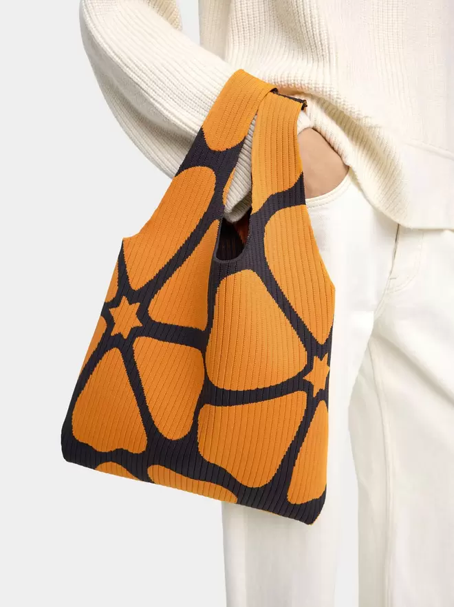 Floral printed mesh bag