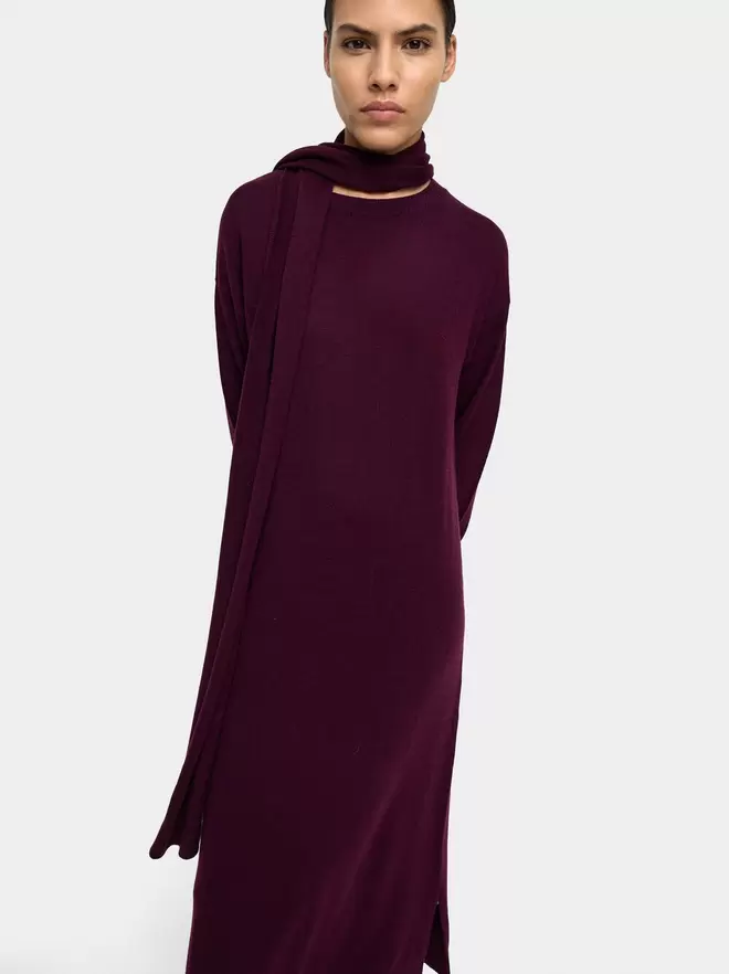Midi knit dress with scarf