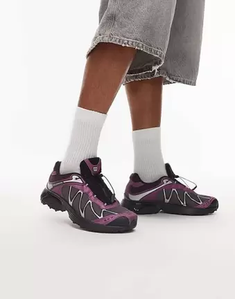 Salomon XT-Whisper Iridescent trainers in purple