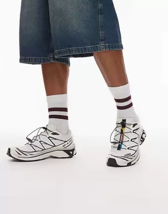 Salomon XT-6 trainers in white and plum perfect