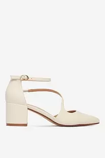 Körömcipő Jenny CEO-PF484 01 BÉZSKörömcipő Jenny BÉZS