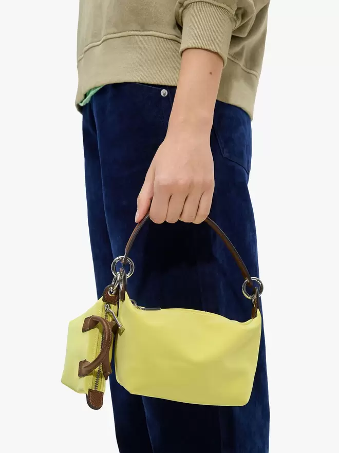 Shoulder bag with soft texture with pendant