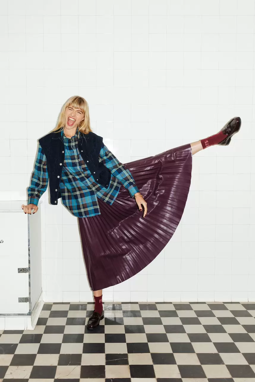 LUNA faux leather pleat skirt