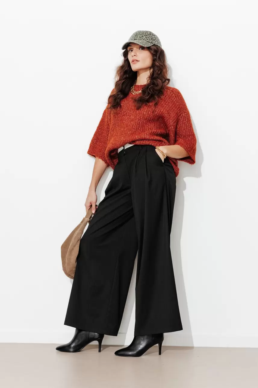 Ultra-wideleg trousers