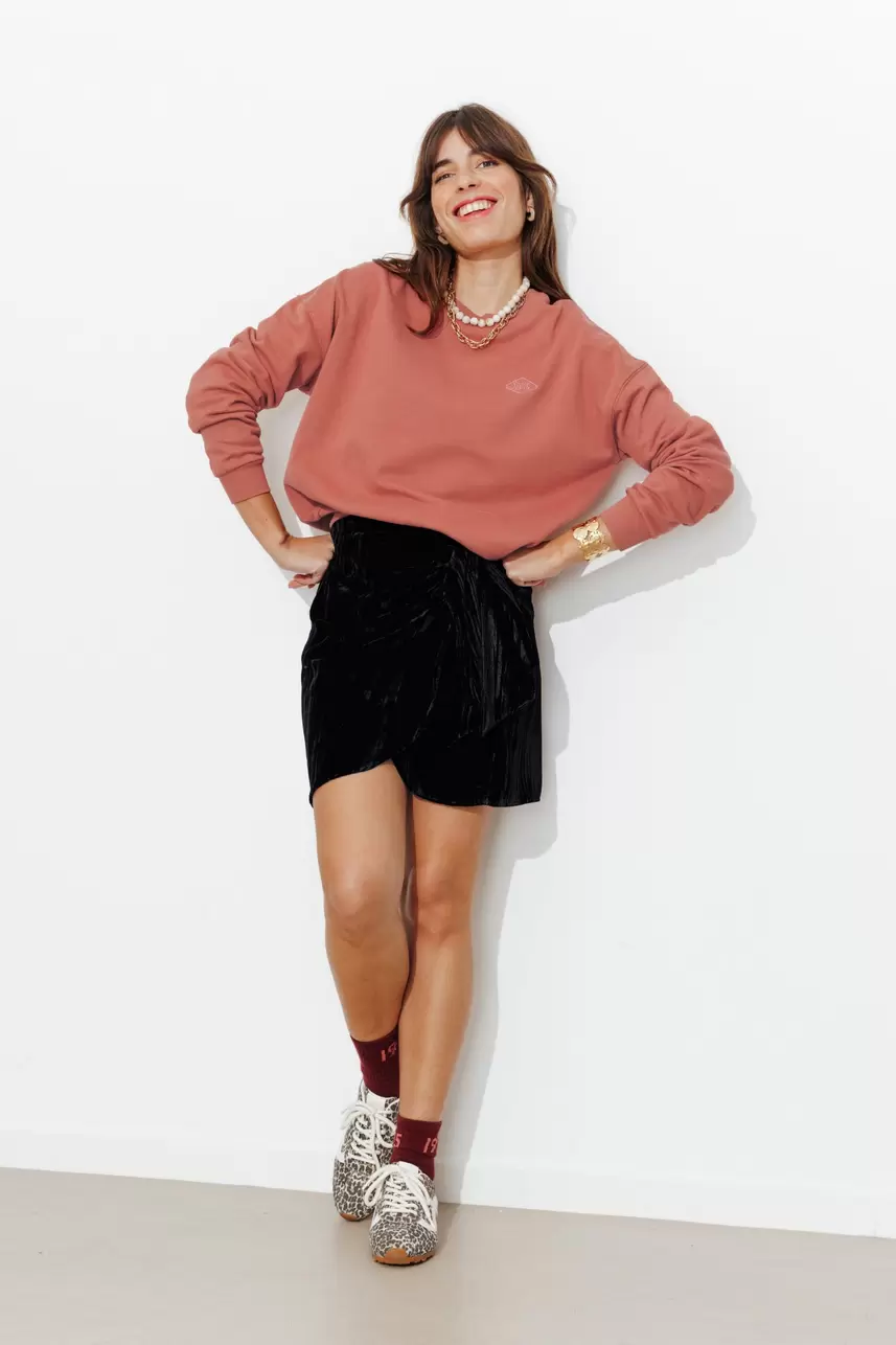 'Sisters Club' sweatshirt