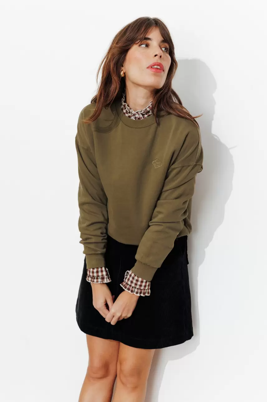 'Sisters Club' sweatshirt