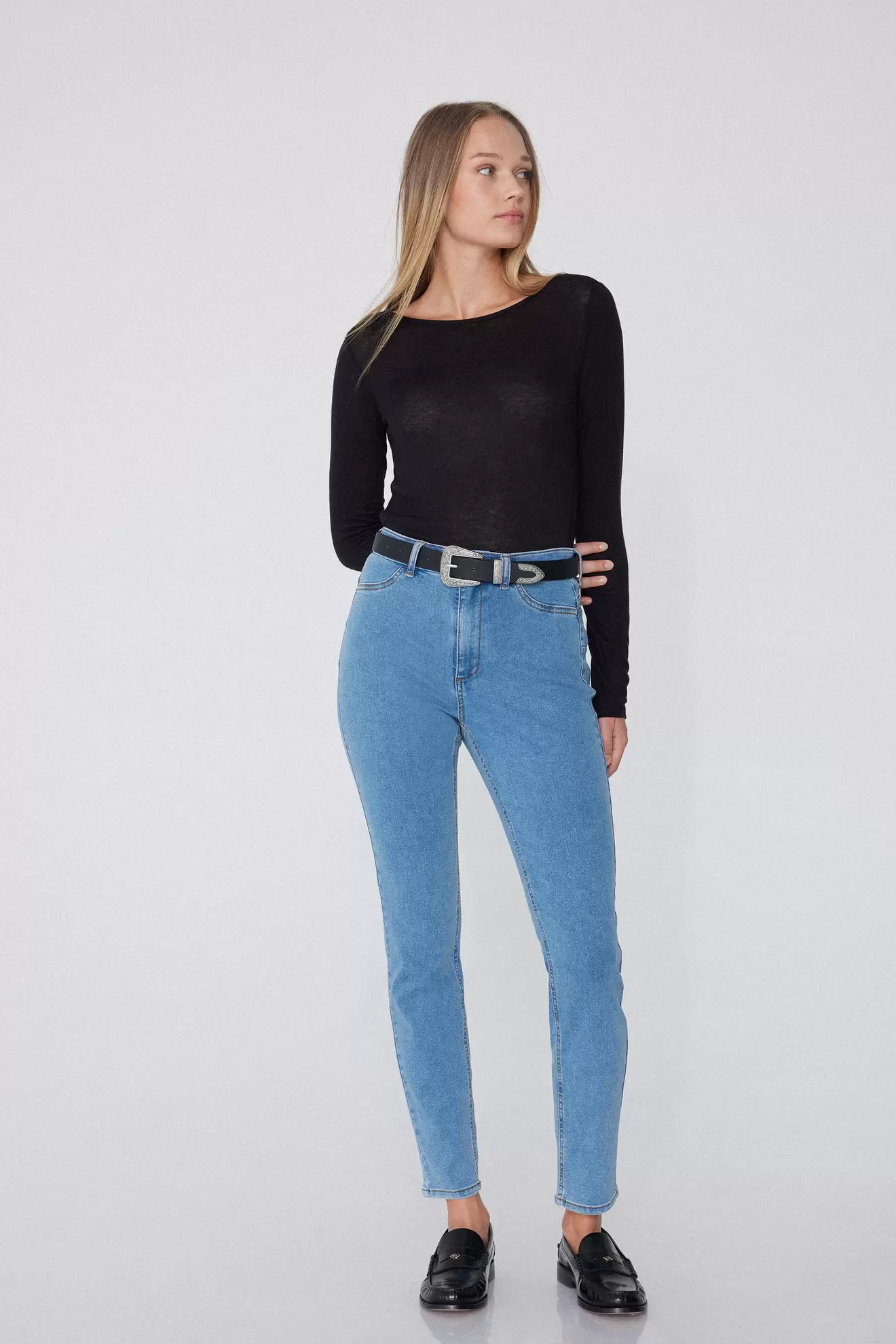 Magas Derekú Push-Up Hatású Jeggings