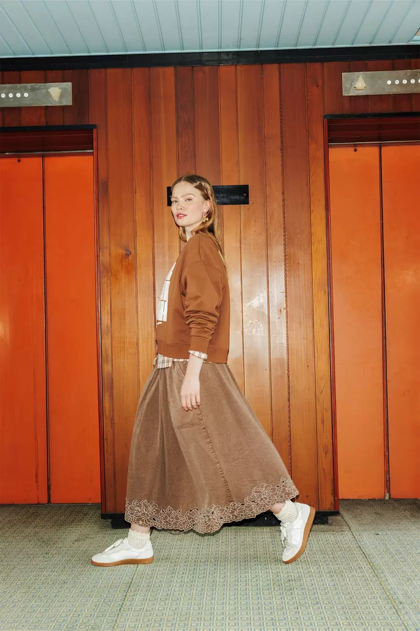 Embroidered midi skirt