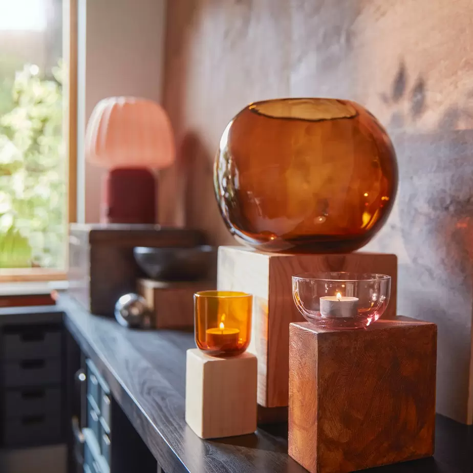 TALLTITAPINNLILJAKULGLASSSTOCKHOLM 2025FJÄDERHARVKALLAX