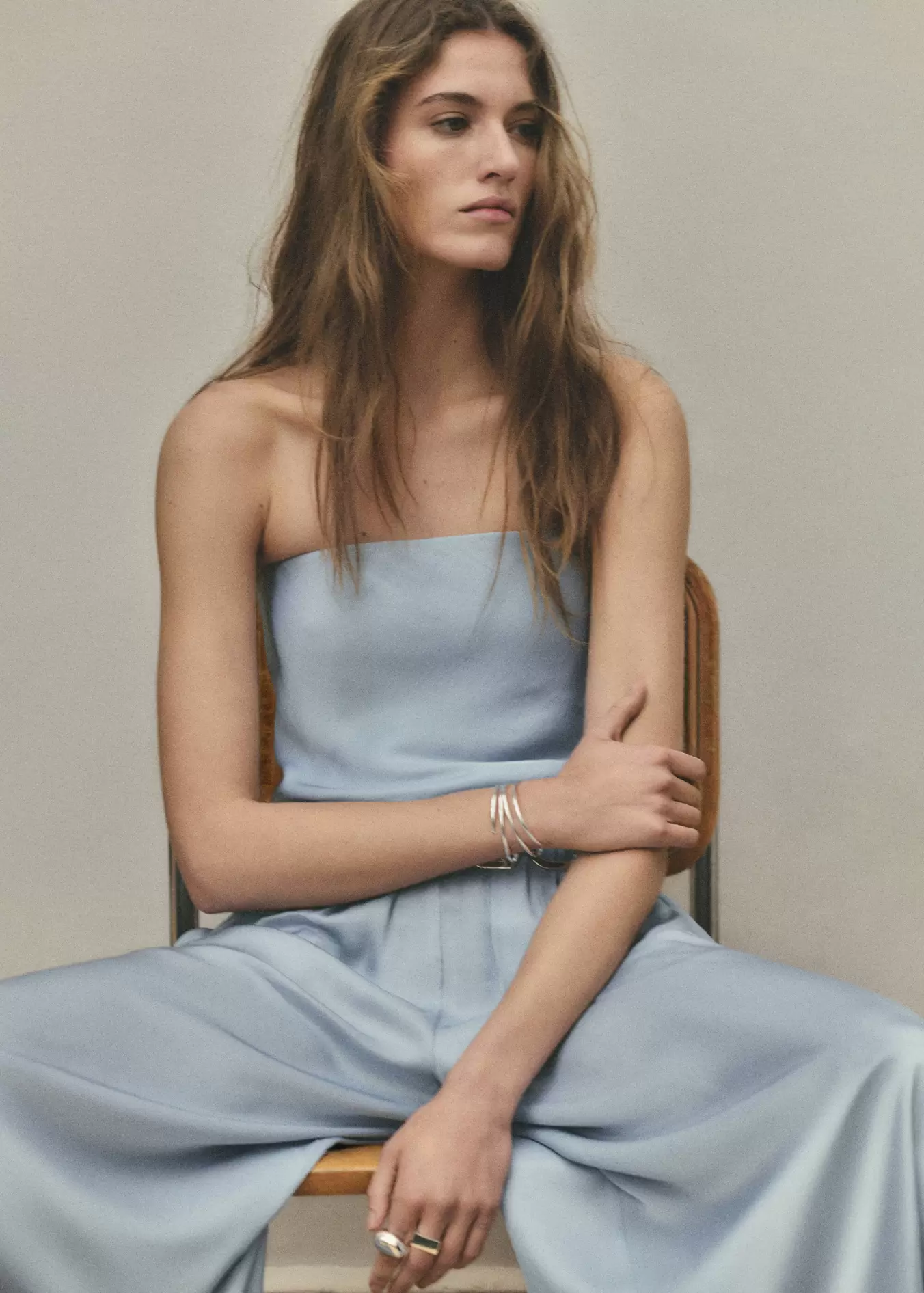 Pánt nélküli, fodros top