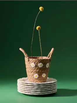 Fonott tároló kosár virágmintával