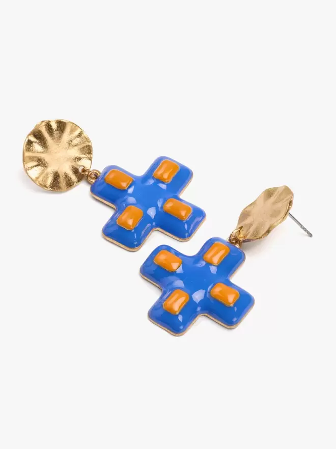Earrings with enamelled cross