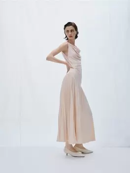 Kitten sarkú körömcipő