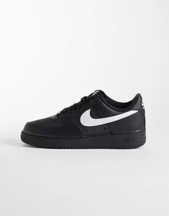 Nike Air Force 1'07 LV8 tech trainers in black