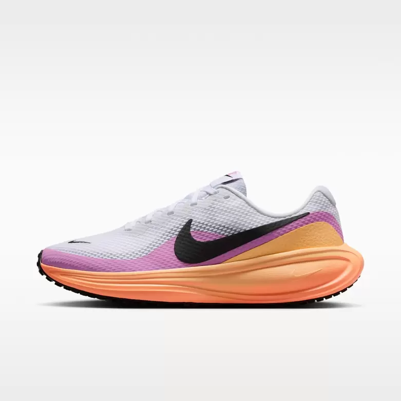 Nike Revolution 8