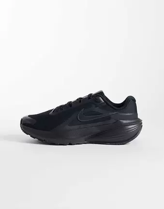 Nike Running Downshifter 14 trainers in black