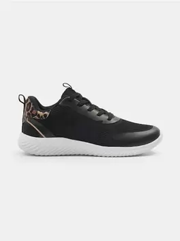 Sneakers cipők leopárdmintás részlettel