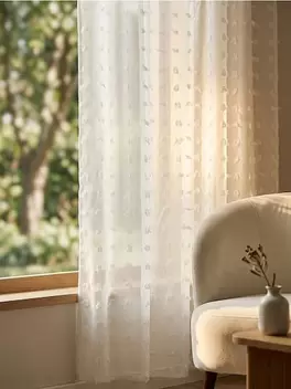 Karikás függöny pöttyös textúrával
