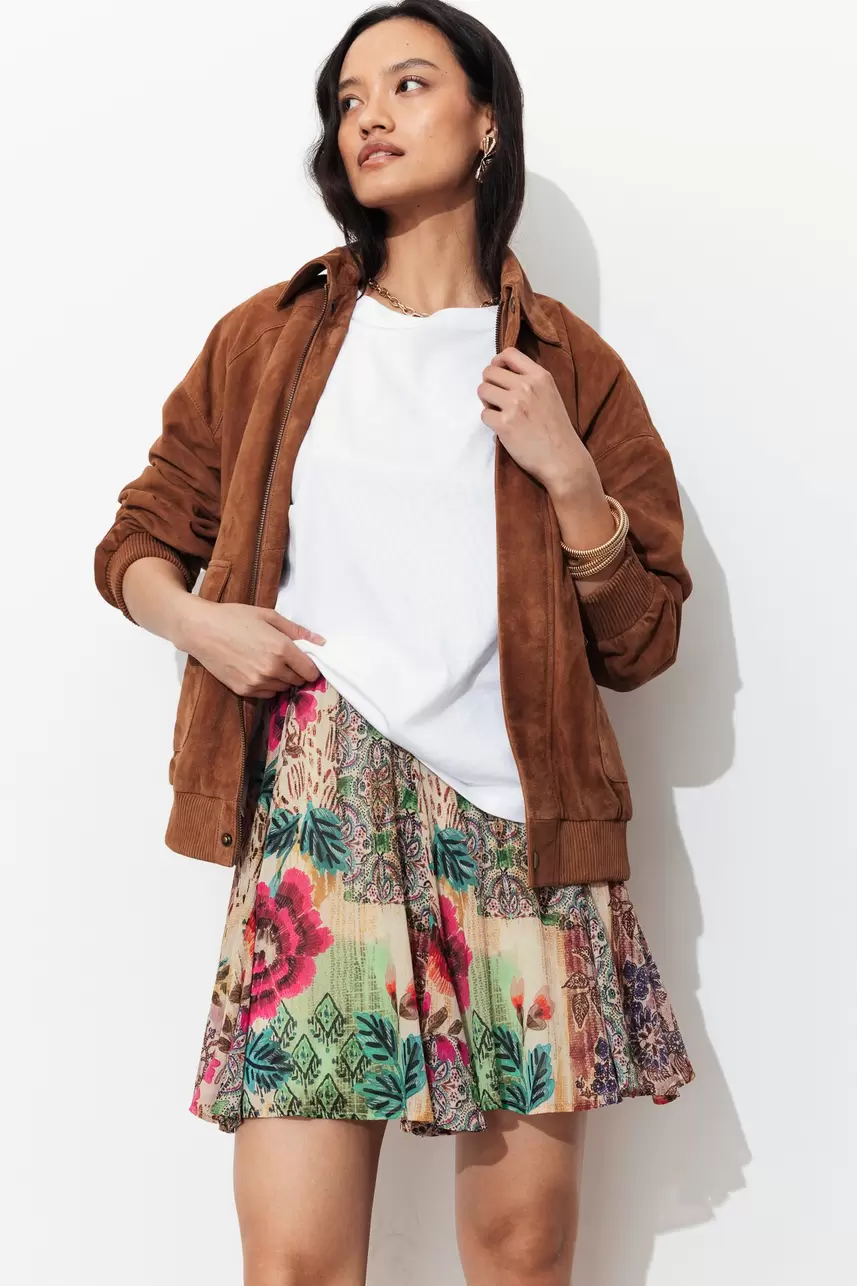 Short patterned skirt