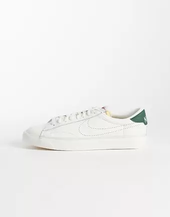 Nike Tennis Classic AC Smash trainers in off white and green