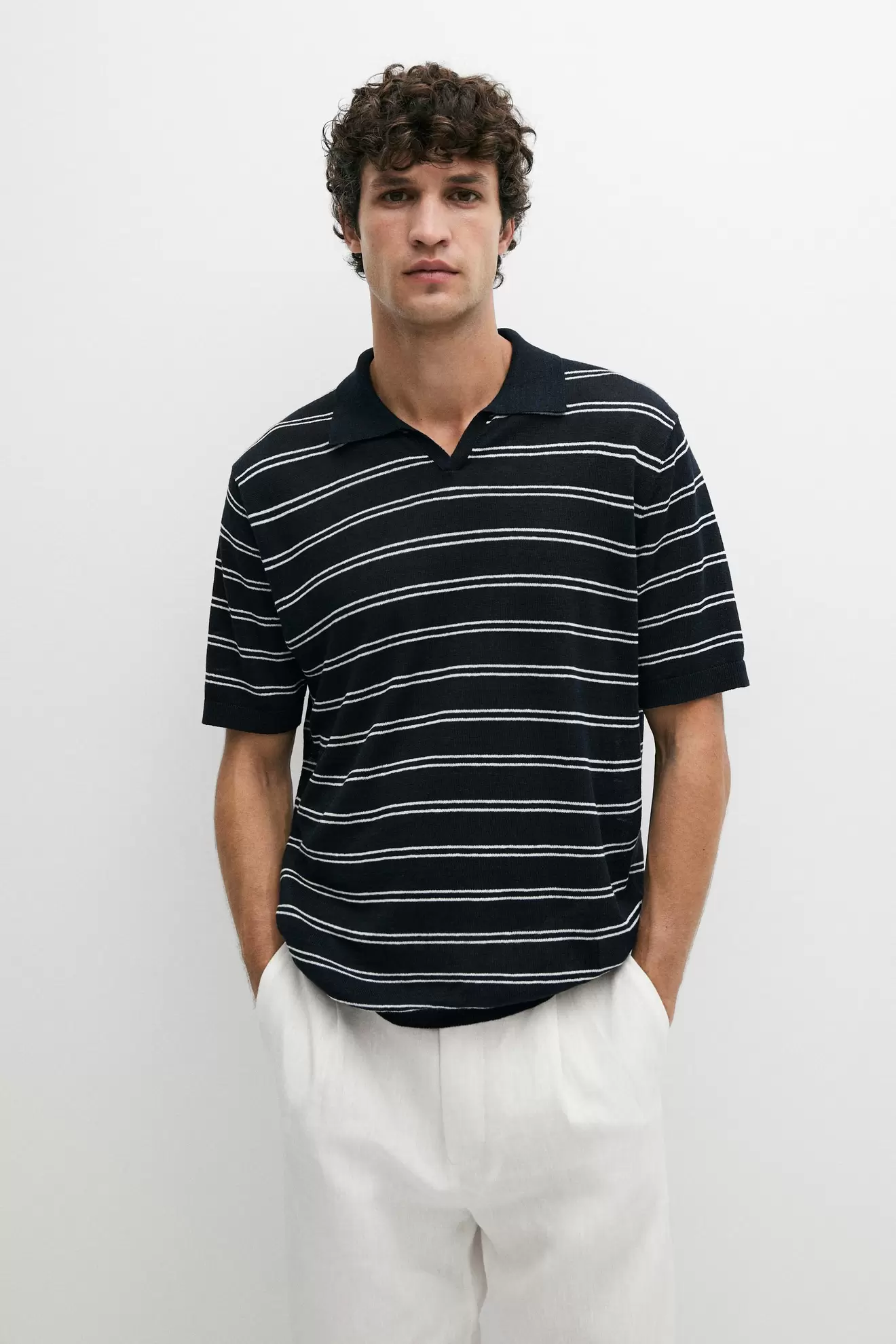 Striped 100% linen V-neck polo shirt