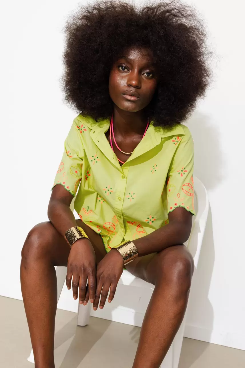 Embroidered shirt