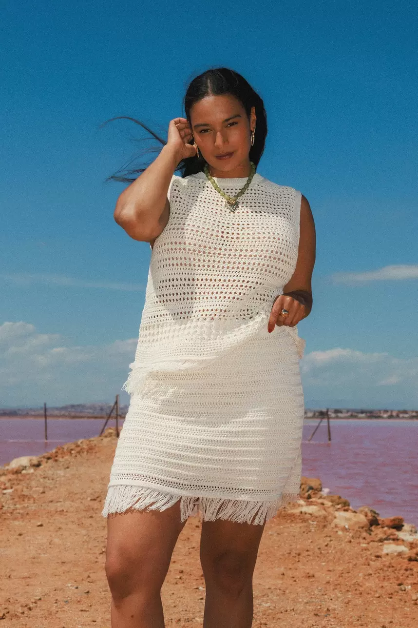 Crochet sleeveless jumper