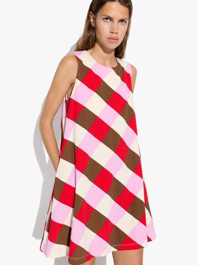 Short dress with colourful squares