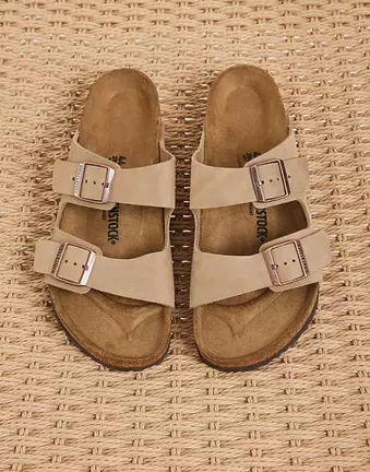 Birkenstock Arizona oiled leather sandals in tabacco brown