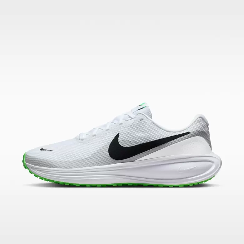 Nike Revolution 8