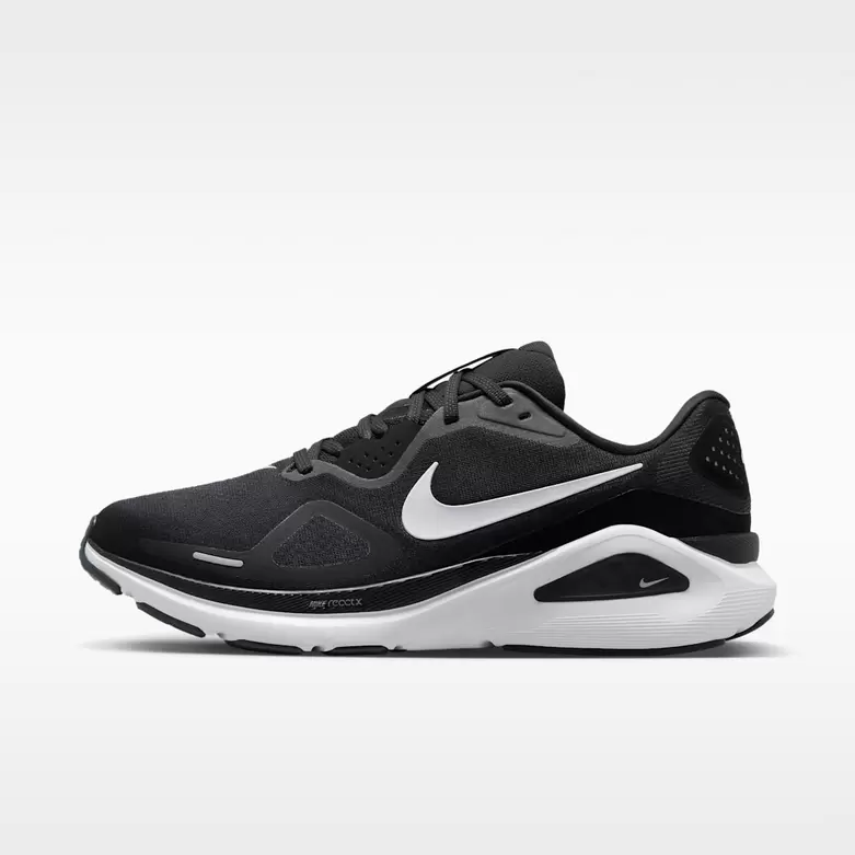 Nike Structure 26