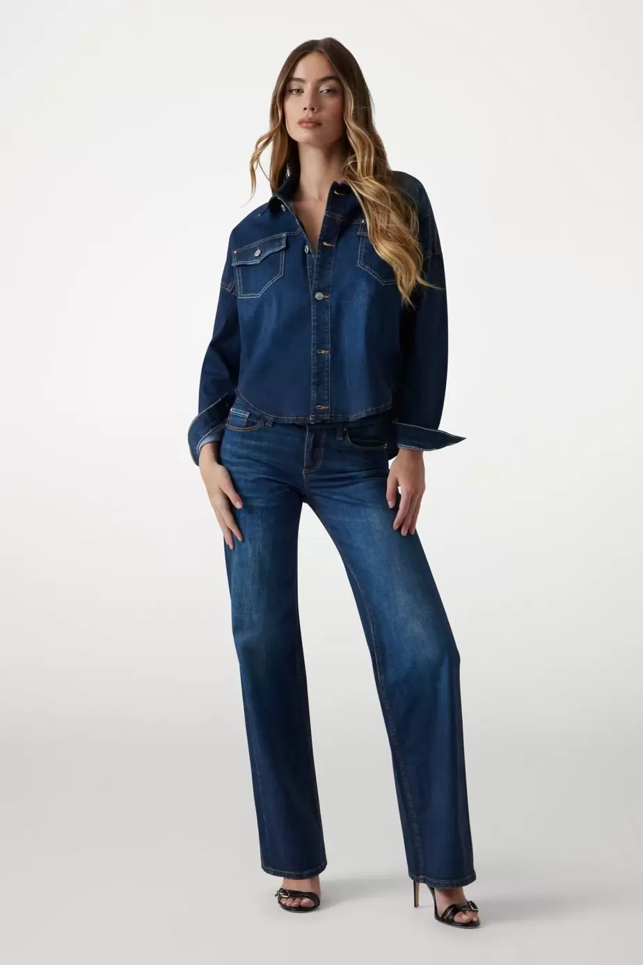 Low rise slouchy jeans