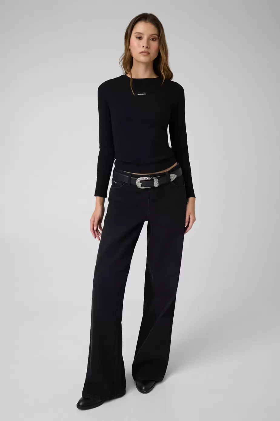 G11 Wide-Leg Jeans