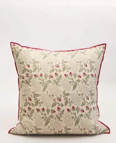 STRAWBERRY FLOWER CUSHION COVER JACQUARD COTTON BEDSPREAD COTTON JACQUARD CUSHION COVER