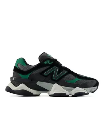 New Balance 9060 trainers in black
