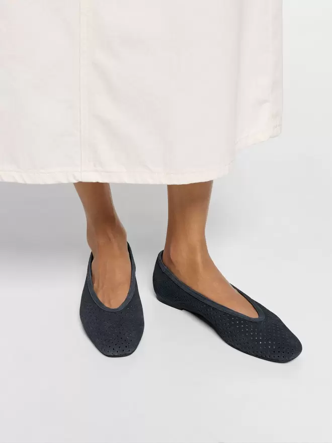 Leather ballet flats with perforations