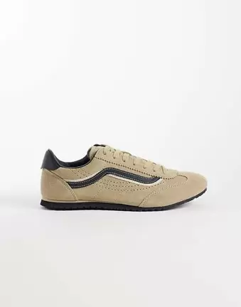 Vans Super Lowpro trainers in beige