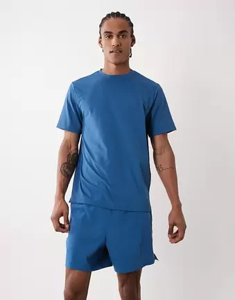 4505 5"" training short with towel loop and zip pockets in baltic blue