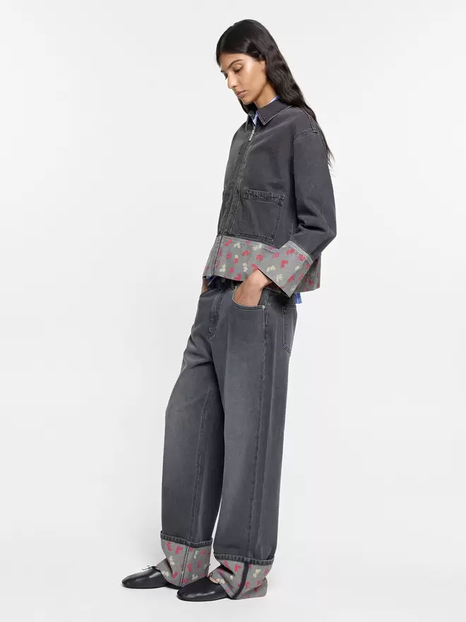 Jeans with printed cuff
